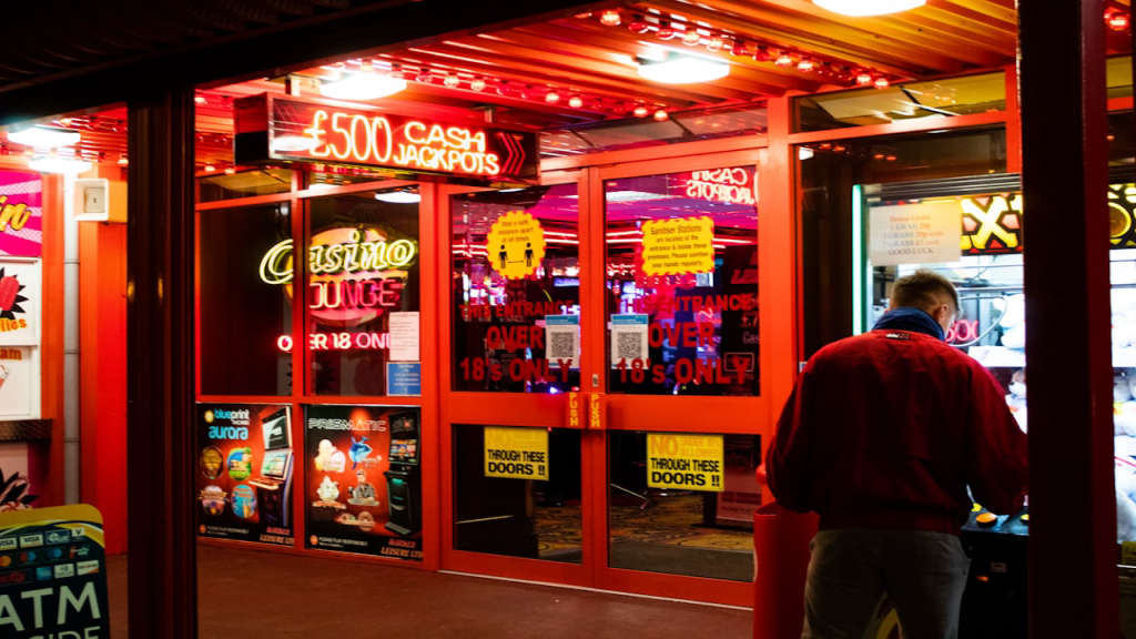 Read more about the article Holiganbet Casino Oyunları: Şansınızı Denemeniz İçin En İyi Seçenekler